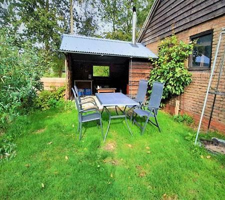 Vakantiehuis Met Jacuzzi 4 Personen Giethoorn Exteriör bild