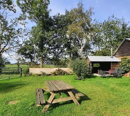Vakantiehuis Met Jacuzzi 4 Personen Giethoorn Exteriör bild
